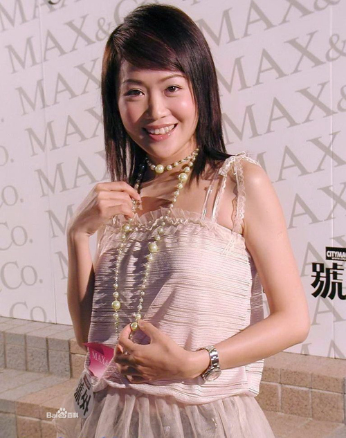 梁小冰